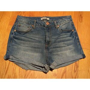 Women's Size 8 Refuge Short Shorts Denim Stretch Light Wash Blue